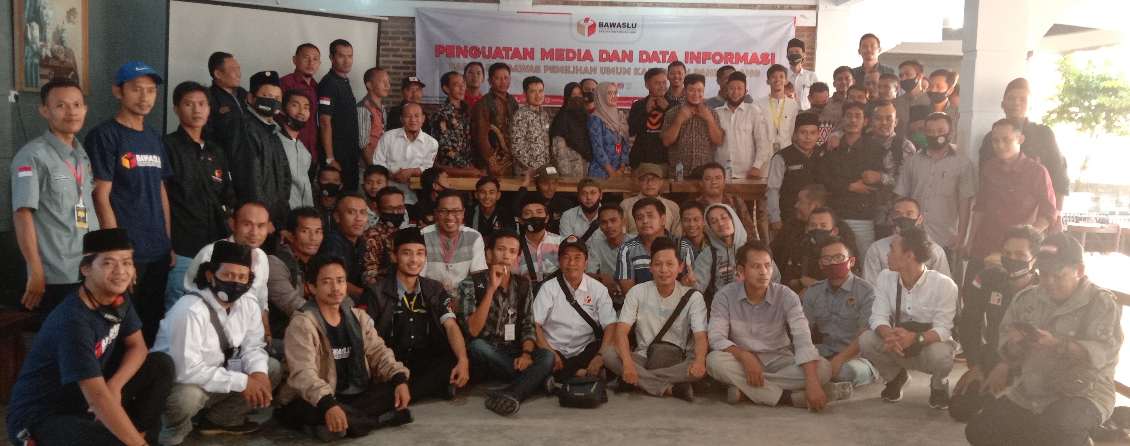 Penguatan Media dan Data Informasi Bawaslu Pandegang