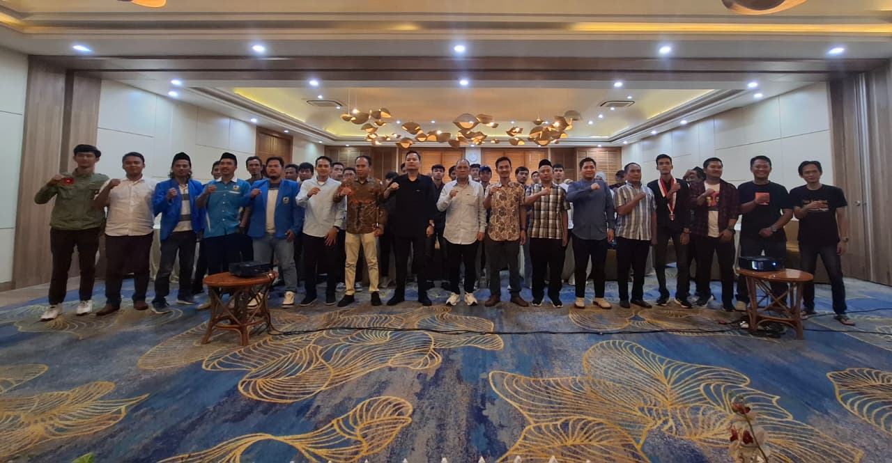 Foto bersama saat kegiatan ngabuburiyt pengawasan (08/03/2025)