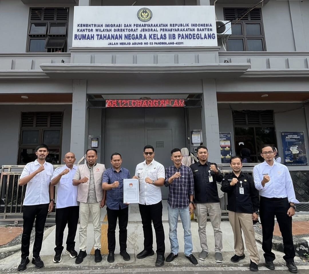 Foto Bersama Bawaslu, KPU dan Rutan Kelas II B Pandeglang