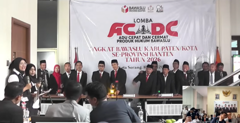 Ketua dan Anggota Bawaslu Kabupaten Pandeglang (kiri) saat menjadi peserta pada kegiatan Adu Cepat Dan Cermat (ACDC) di Sekretariat Bawaslu Provinsi Banten Rabu, (10/06/2026)