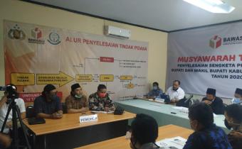 BAWASLU KABUPATEN PANDEGLANG GELAR PELAKSANAAN MUSYAWARAH TERTUTUP HARI PERTAMA