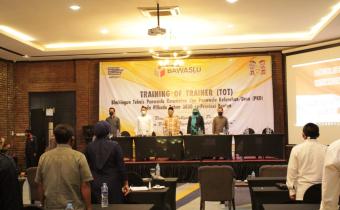 Bawaslu Pandeglang Ikuti Kegiatan Training Of Trainer (TOT) di Hotel Forbis Cilegon.