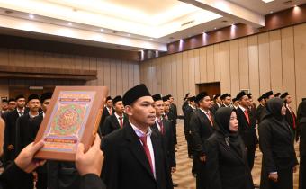 Prosesi pengambilan sumpah/janji anggota Panwaslu Kecamatan se-Kabupaten Pandeglang