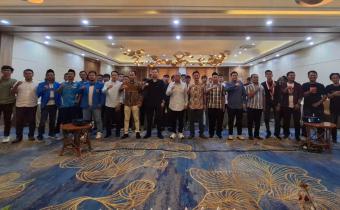 Foto bersama saat kegiatan ngabuburiyt pengawasan (08/03/2025)