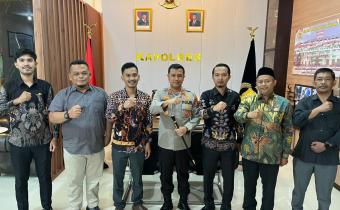 Ketua dan Anggota Bawaslu Kabupaten Pandeglang saat berkunjung ke Mapolres Pandeglang Jl Bhayangkara No 7 Pandeglang