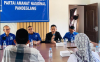 Ketua Bawaslu Kabupaten Pandeglang saat melakukan kunjungan bertajuk konsolidasi demokrasi di kantor DPD Partai Amanat Nasional (PAN) Kabupaten Pandeglang Rabu, (14/10/2026)